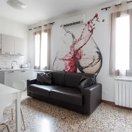 San Polo Canal View By Wonderful Italy *