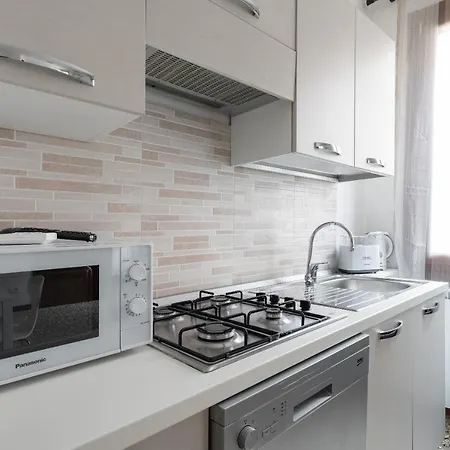 San Polo Canal View By Wonderful Italy