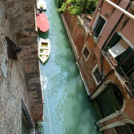 San Polo Canal View By Wonderful Italy