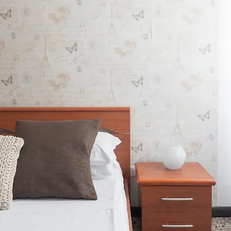 San Polo Canal View By Wonderful Italy * Venedig