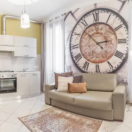 San Polo Canal View By Wonderful Italy Venedig